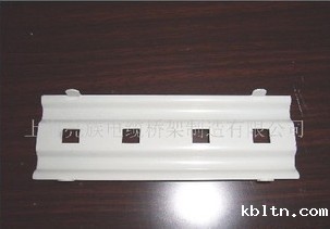 实现镀锌槽式桥架的稳定性